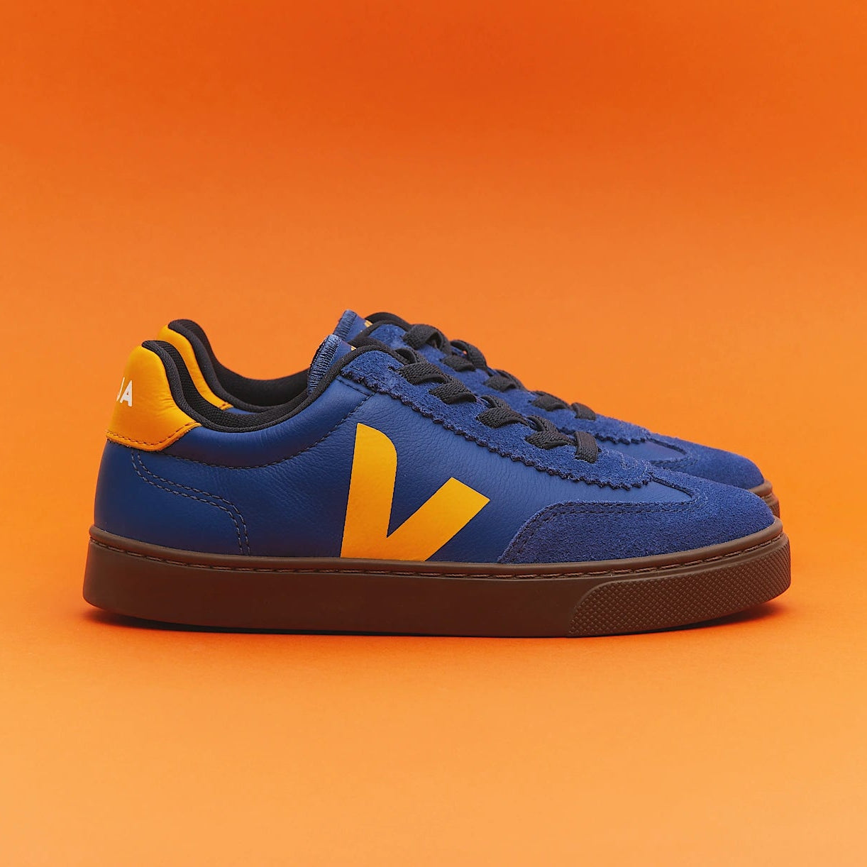 Veja Boy's Atlantic Ouro Bark leather Volley Trainers
