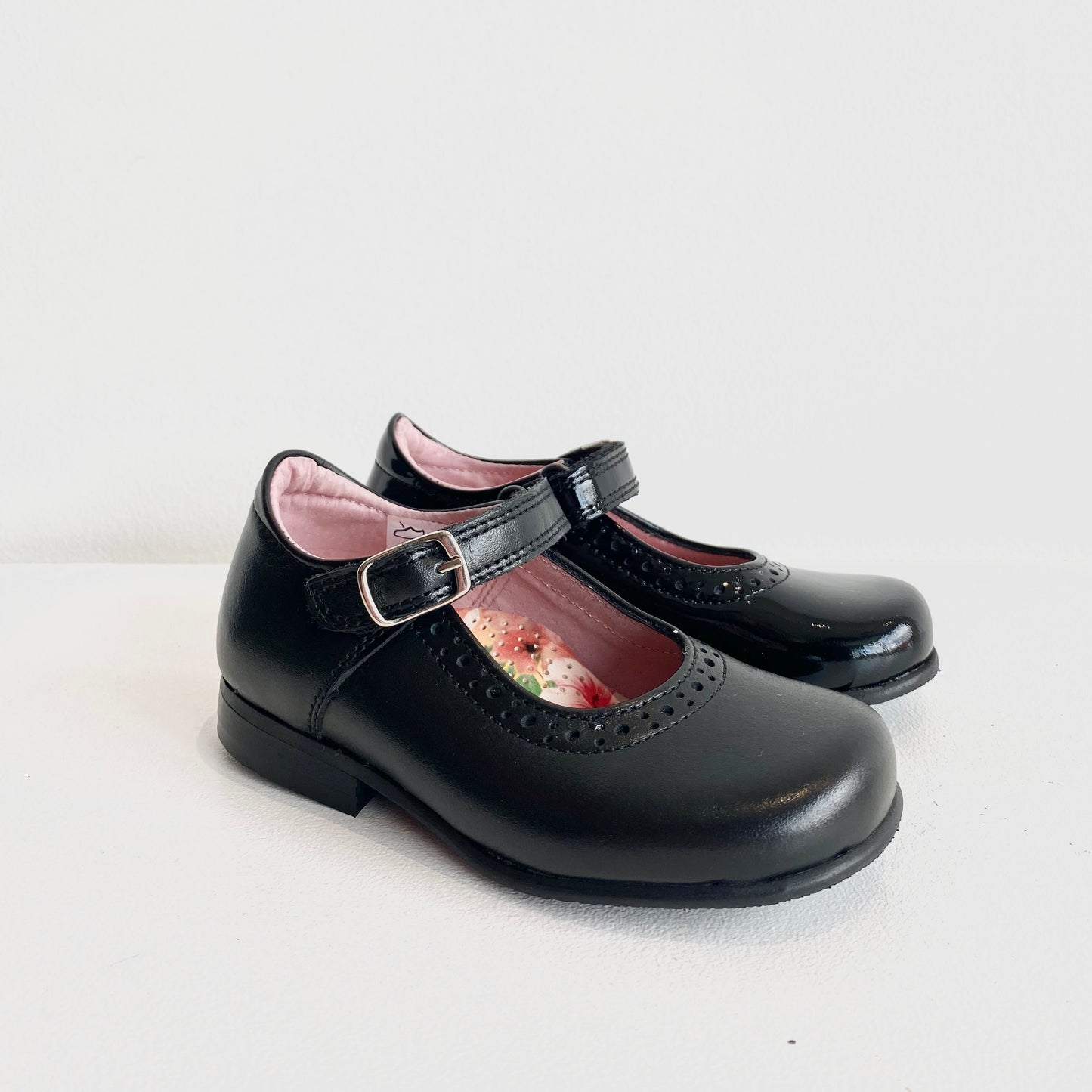 Petasil Girl's Black Leather 'Anna' School Shoes